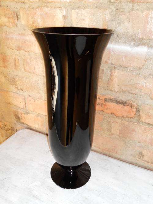 Beautiful Black Glass Vase (A) - (height: 49,5cm)