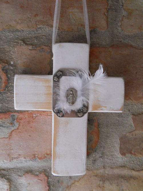 White Wooden Cross Metal Icon