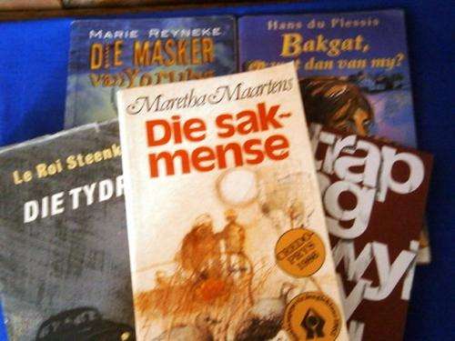 Lot of 5 Afrikaans books:2nd Hand