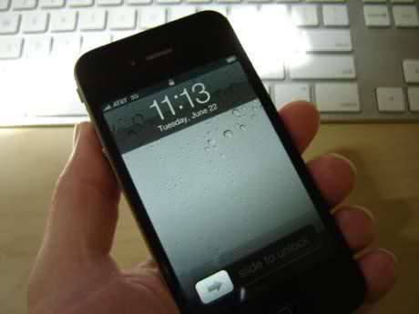 Apple iPhone 4 - 32gb - Vodacom stock