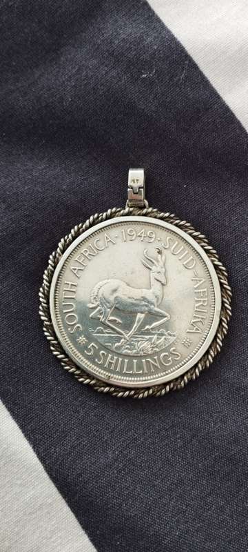SILVER 1949 5 Shilling Pendant