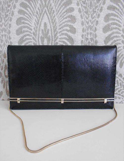 VINTAGE* 60's Luxury Black Glossy Snakskin Pattern Leather Purse* Bag * Gold Chain*