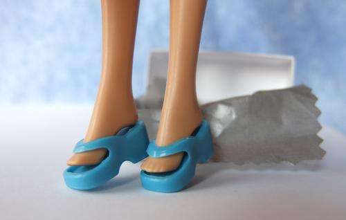 Blue Flip Flops for Barbie