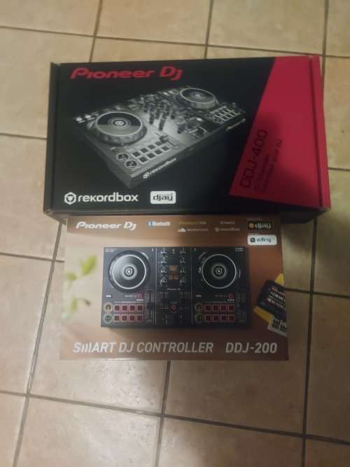 Pioneer dj controller ddj200