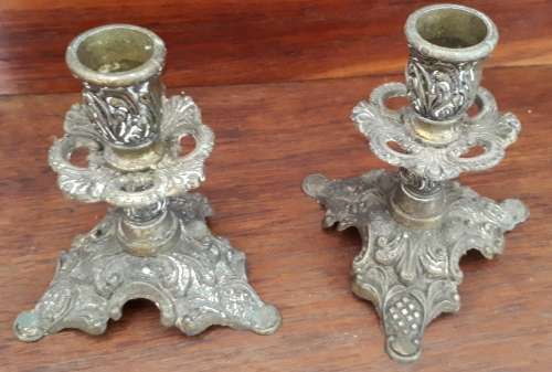 Vintage Italian candle holders. 11cm in height