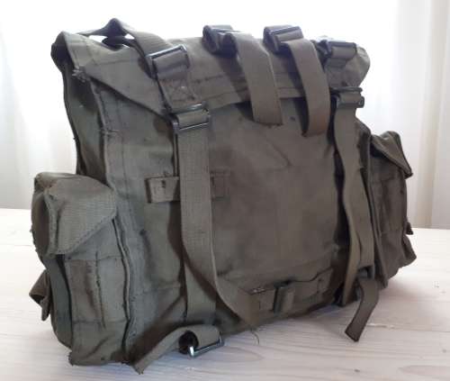 GROOTSAK WEBBING -- GOOD CONDITION