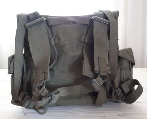GROOTSAK WEBBING -- GOOD CONDITION