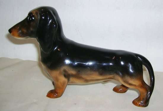 Aumy - Vintage  Beswick Dachshund Dog Figurine