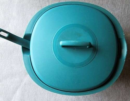Tupperware Soup Dish