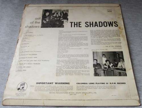THE SHADOWS - OUT OF THE SHADOWS (33JSX 1458) VINYL LP RECORD - A3128