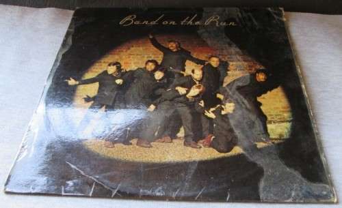 Paul McCartney and Wings Band on the Run (Including Poster) XEX 929-11/XEX 930-12