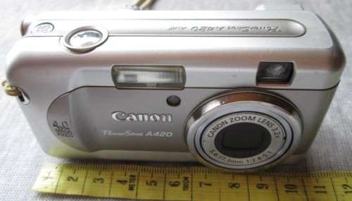 Canon A420 4.0 Mega Pixels (Untested)