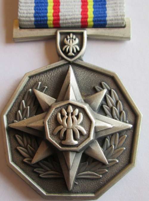 SAPS / SOUTH AFRICA POLICE SERVICE MEDALS COLLECTION (x4)