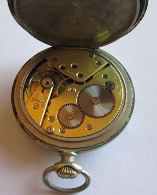 OMEGA NOT MAGNETIC POCKET WATCH SWISS 15 JEWELS NR. 10915375 VINTAGE - WORKING CONDITION
