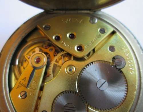 OMEGA NOT MAGNETIC POCKET WATCH SWISS 15 JEWELS NR. 10915375 VINTAGE - WORKING CONDITION
