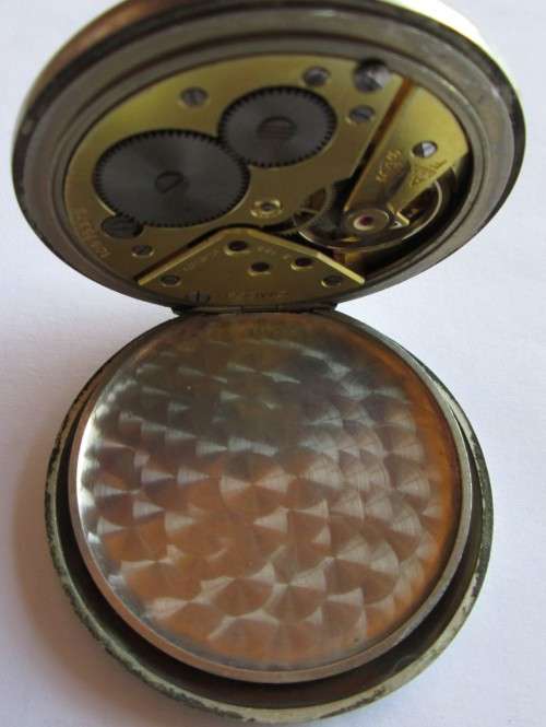 OMEGA NOT MAGNETIC POCKET WATCH SWISS 15 JEWELS NR. 10915375 VINTAGE - WORKING CONDITION