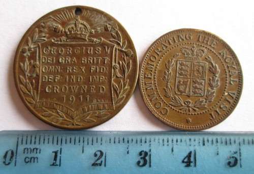 ASSORTED COMMEMORATIVE MEDALS QUEEN MARY AND KING GEORGE (x4 LOT)