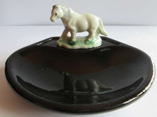 WADE SHETLAND PONY WHIMTRAY - NW/4