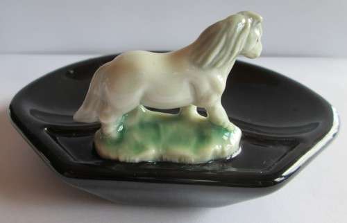 WADE SHETLAND PONY WHIMTRAY - NW/4