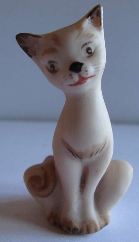 CAT ORNAMENT