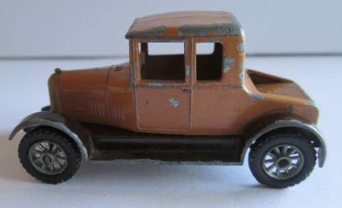 1926 MORRIS COWLEY `BULLNOSE` No 8 (MODELS OF YESTERYEAR MADE IN ENGLAND)
