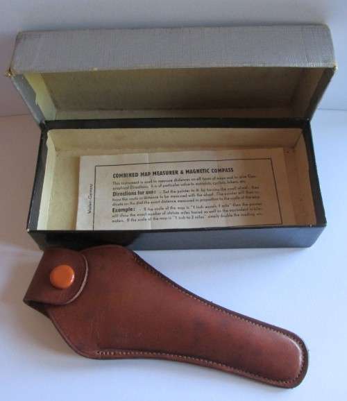 VINTAGE 1945 COMBINED MAP MEASURER AND MAGNETIC COMPASS (WESTERN GERMANY) - IN ORIGINAL CASE