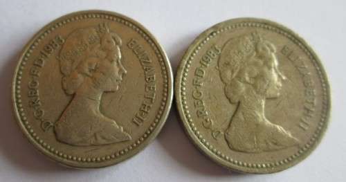 ONE POUND GREAT BRITAIN 1983 x2 COINS LOT