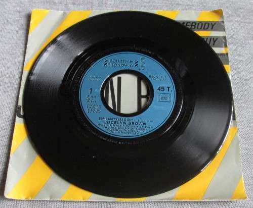 JOCELYN BROWN - SOMEBODY 1984 (45 T) 45 RPM RECORD