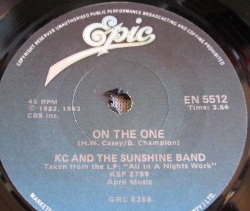 KC ANDTHE SUNSHINE BAND - 1982 GIVE IT UP / ON THE ONE EN 5512 - SM/85