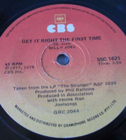 BILLY JOEL - 1977 JUST THE WAY YOU ARE/GET IT RIGHT THE FIRST TIME (SSC 1621) 45 RPM RECORD - A3552