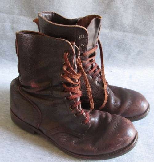 SADF `NUTRIA` WAYTREAD SIZE 10 BOOTS