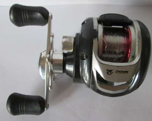 PIONEER BAITCASTER FISHING REEL