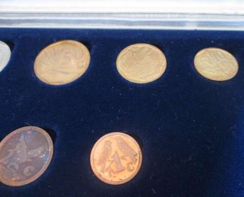 1993 SOUTH AFRICA COIN SET FROM R2 - R0.01c