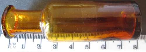 ASSORTED SMALL GLASS BOTTLES (LOT) - A69