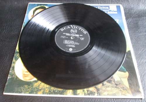JIM REEVES FLOYD CRAMER CHET ATKINS IN SUID AFRIKA LP VINYL RECORD (NQWP 0813) - S166