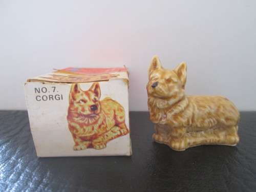1972 CORGI WADE ENGLISH WHIMSIES SET TWO (SEE DESCRIPTION) - NW65