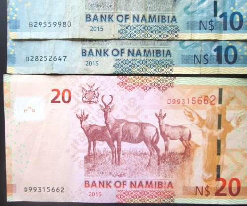 10/20 DOLLARS x3 NAMIBIA BANKNOTES - RAK197