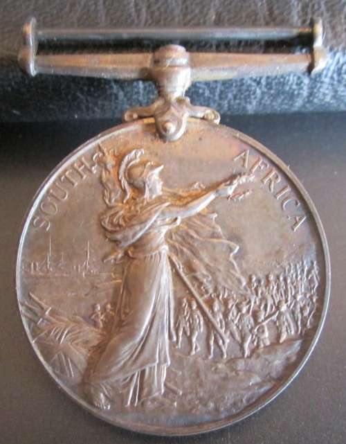 QUEEN VICTORIA SOUTH AFRICA No 28451 PTE. T. SANTON RAND RIFLES MEDAL - RAK 381