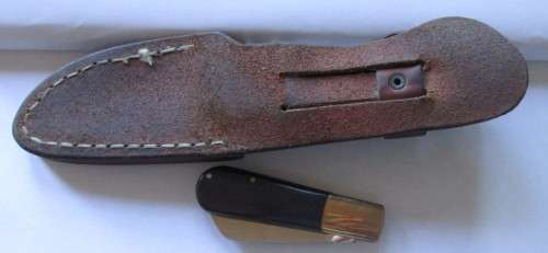SET OF NIC BOTHA SKINNING FOLDING AND HUNTING KNIVES WITH ORIGINAL POUCH - RAKK/1