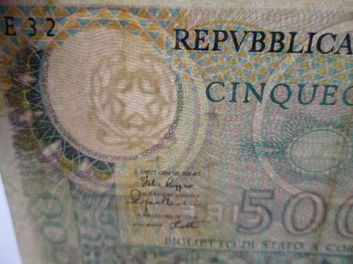 500 LIRE ITALY No 653250 BANKNOTE - RAK533
