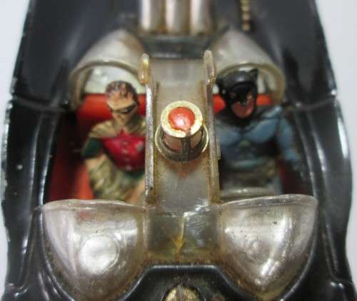 BATMOBILE BATMAN CORGI TOY MADE IN BRITAIN - RAKV/5
