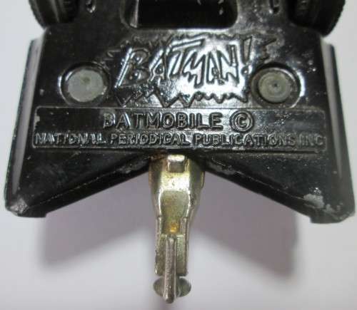 BATMOBILE BATMAN CORGI TOY MADE IN BRITAIN - RAKV/5