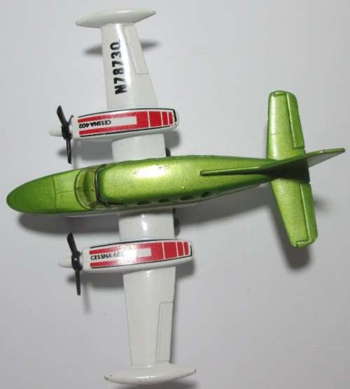 1974 CESSNA 402 SB9 AIRCRAFT MATCHBOX - RAKV/33