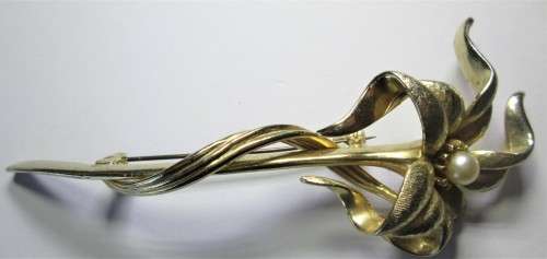 FLOWER MOTIF BROOCH - RAKJ/43