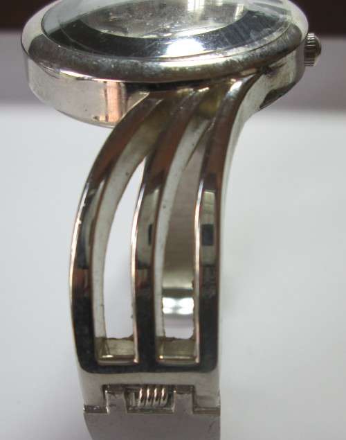 QUARTZ NO JEWELS UNADJUSTED WATCH MADE IN CHINA No 13275/12 - RAKW/70