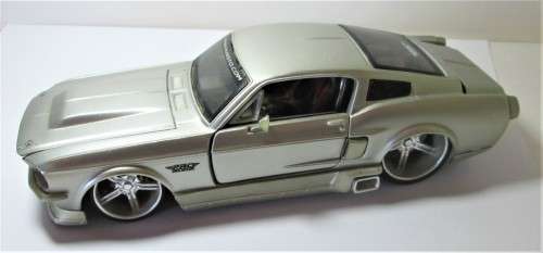1967 Ford Mustang GT Maisto made in China