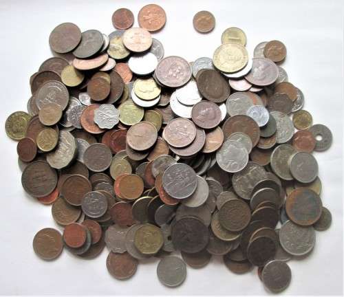 WORLD COINS SCRATCH BOX COINS (2 KILOS) - SC/4
