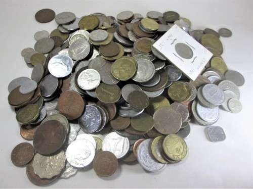 WORLD COINS SCRATCH BOX COINS (2 KILOS) - SC/59