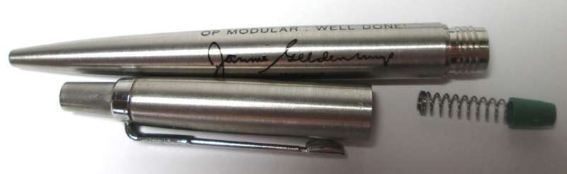1987 PARKER PEN DONATED BY SADF FUND `OP MODULAR WELL DONE` MADE IN ENGLAND - F/25