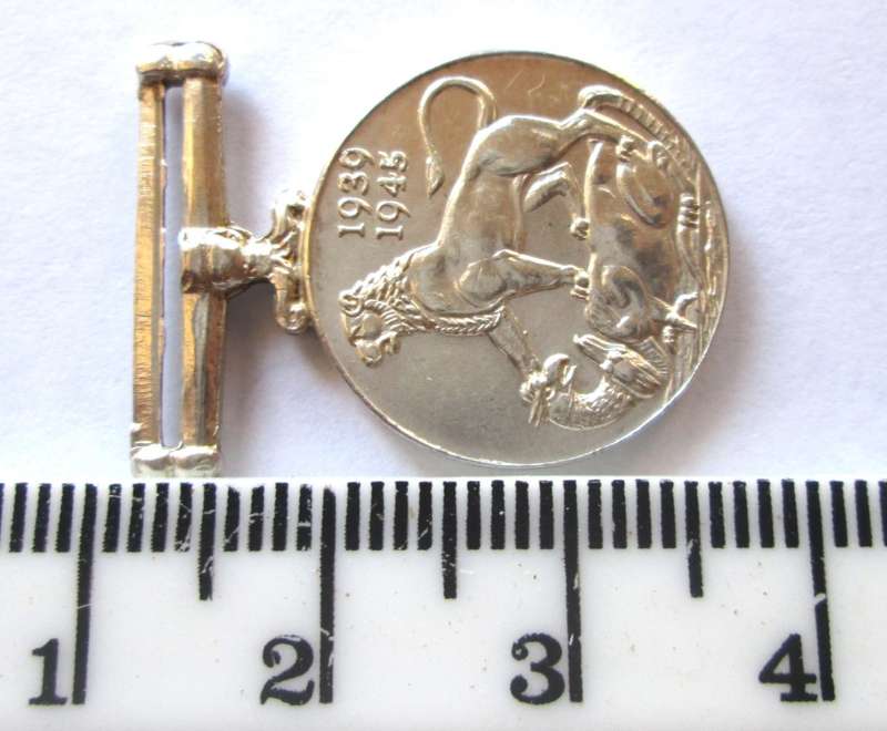 King George WWII 1939 - 1945 Service Medal